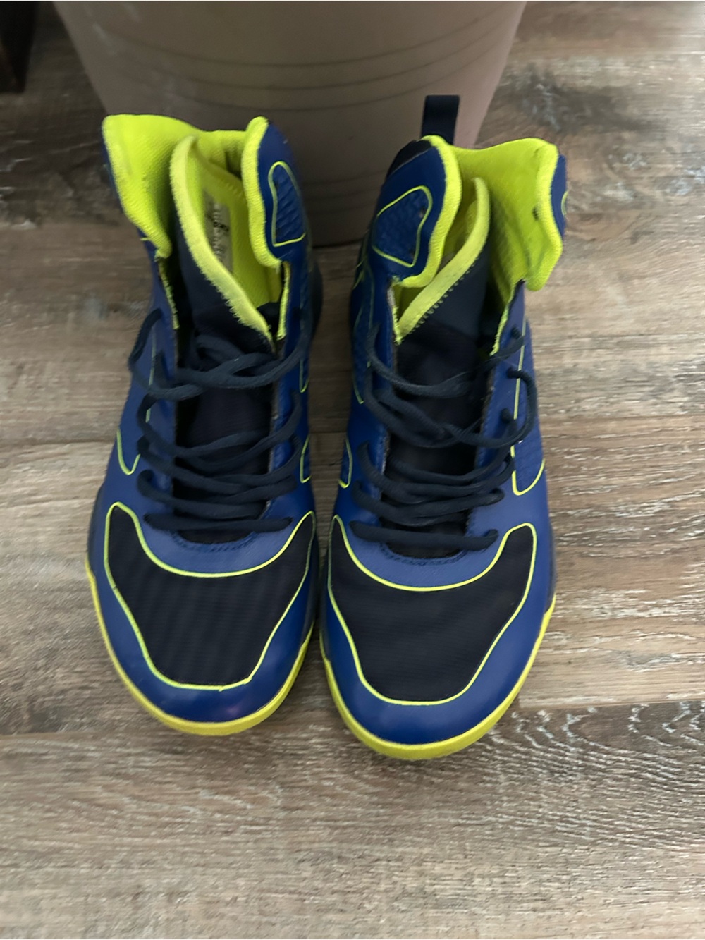 Under Armour Men’s Rocket 
Basketball Shoes Yellow And...